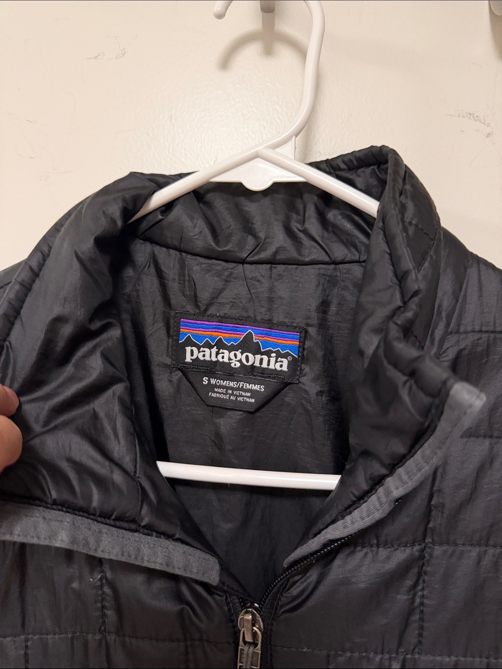 Patagonia women’s Black Nano‑Puff Quilted Jacket - Picture 2 of 4